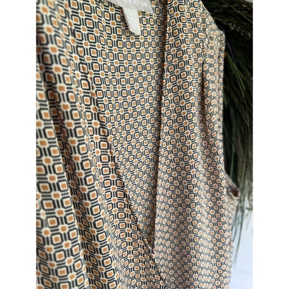 Sleeveless Asymmetrical Side Cinched Womens Top/Blouse by Chelsea28 Size Medium - Picture 12 of 13